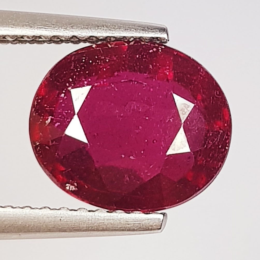 3.38 Ctz Top Quality Pinkish Red Natural Ruby (1 of 4)