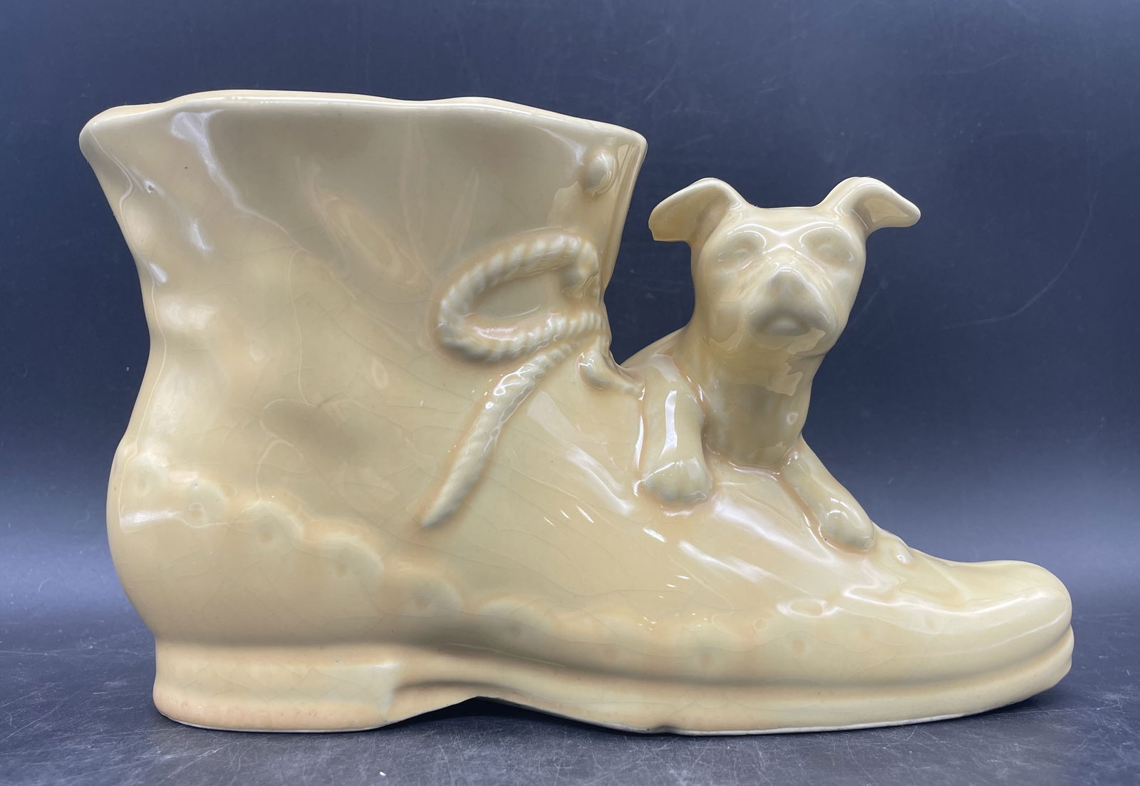VINTAGE SHAWNEE PLANTER VASE PUPPY DOG ON HIGH BUTTON SHOE BOOT (1 of 8)