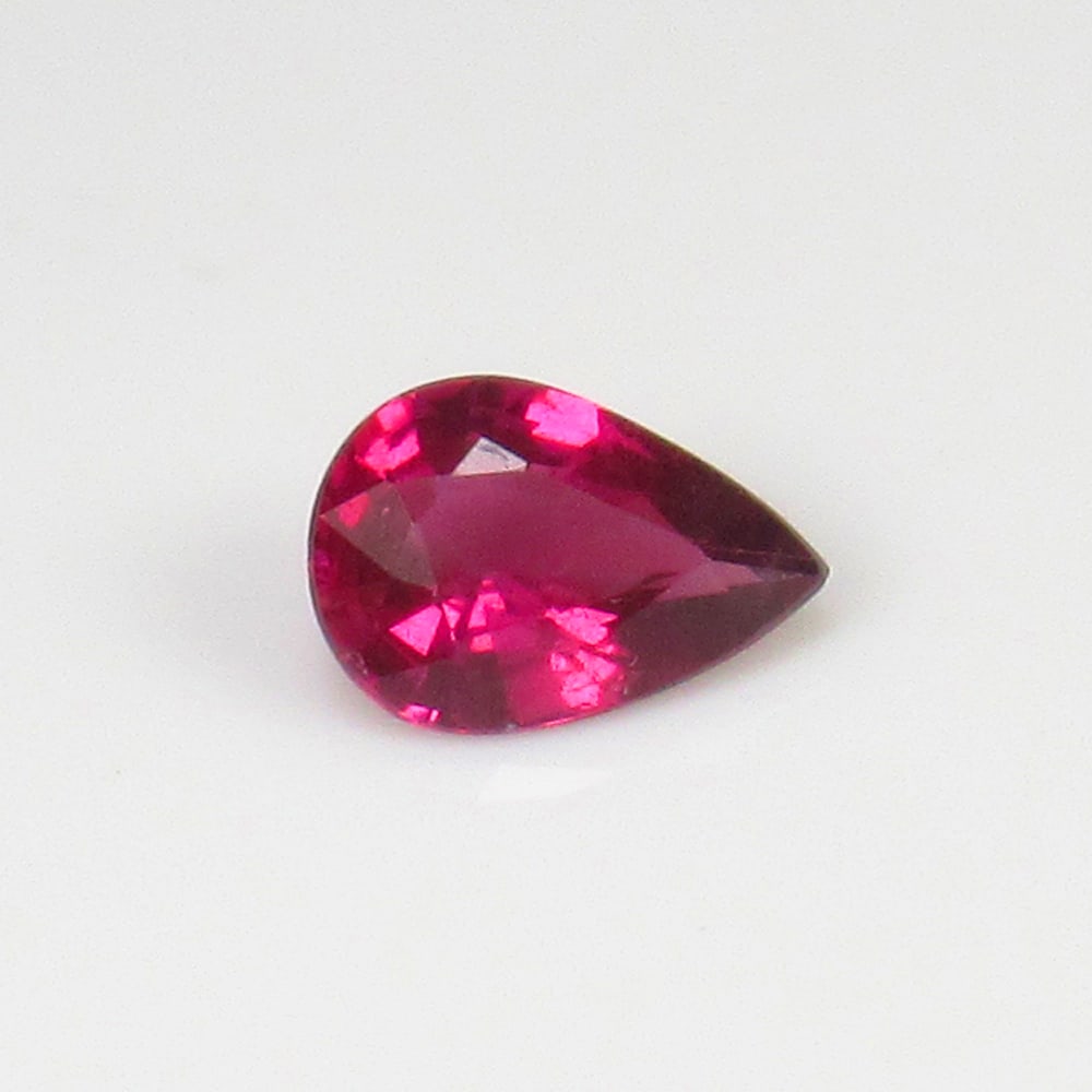 Natural Rose Garnet - 1.28 Ct (1 of 2)