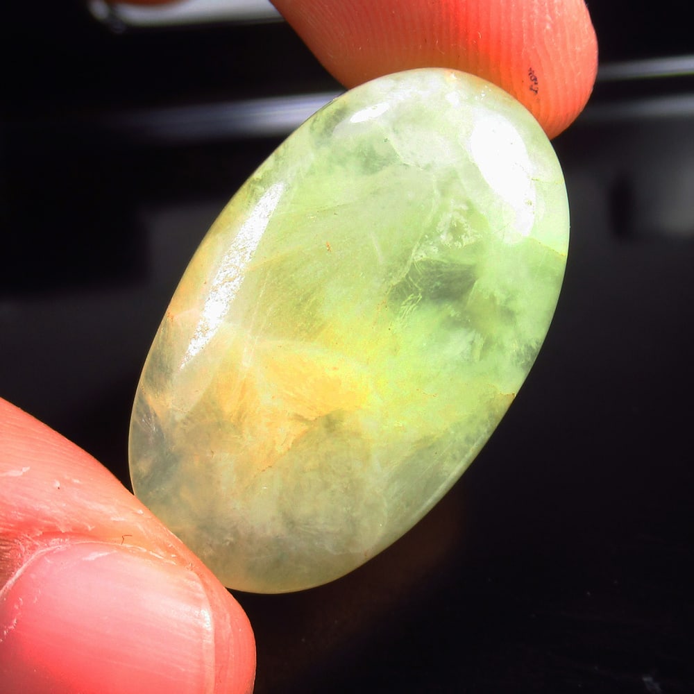 28.11 Ct - Natural Vegonite Jasper: No Reserve! Title: 28.11 Ct - Natural Vegonite Jasper Description: Gemstone Gemstones: Jasper Carat Weights: 28.11 Size/Dimensions:30.0 x 18.0 x 7.1 mm Additional Info:Pieces : 1 No's / Shape : Oval C