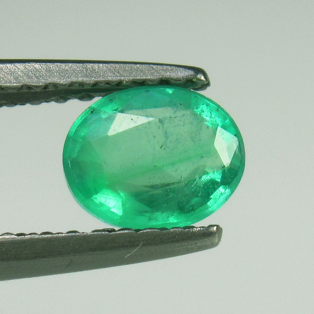 0.55 Ct - Natural Emerald (1 of 2)