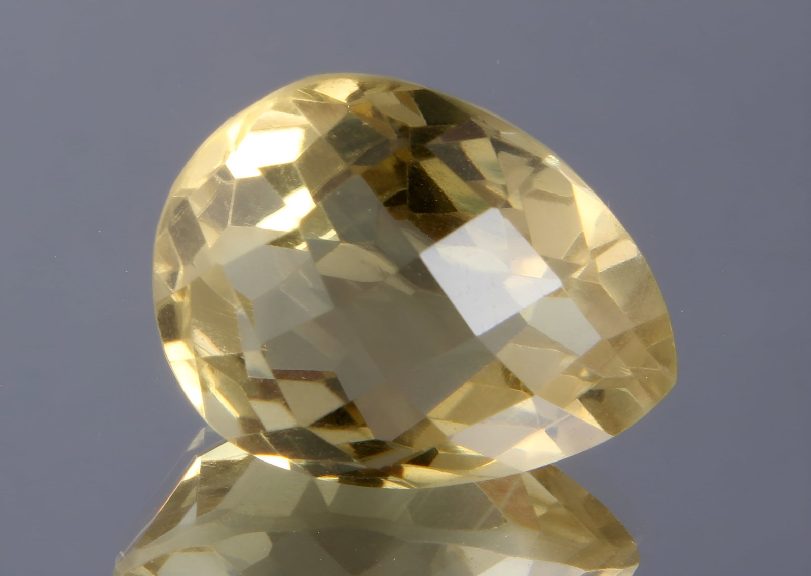 Wonderful " Natural Lemon Quartz " 7.20 cts Natural Lemon Quartz: No Reserve! Title: Wonderful " Natural Lemon Quartz " 7.20 cts Natural Lemon Quartz Additional Info: Gemstone: Natural Lemon Quartz Origin: Africa Weight : 7.20 carats Measurements: 14.63x10.90x8.38 m