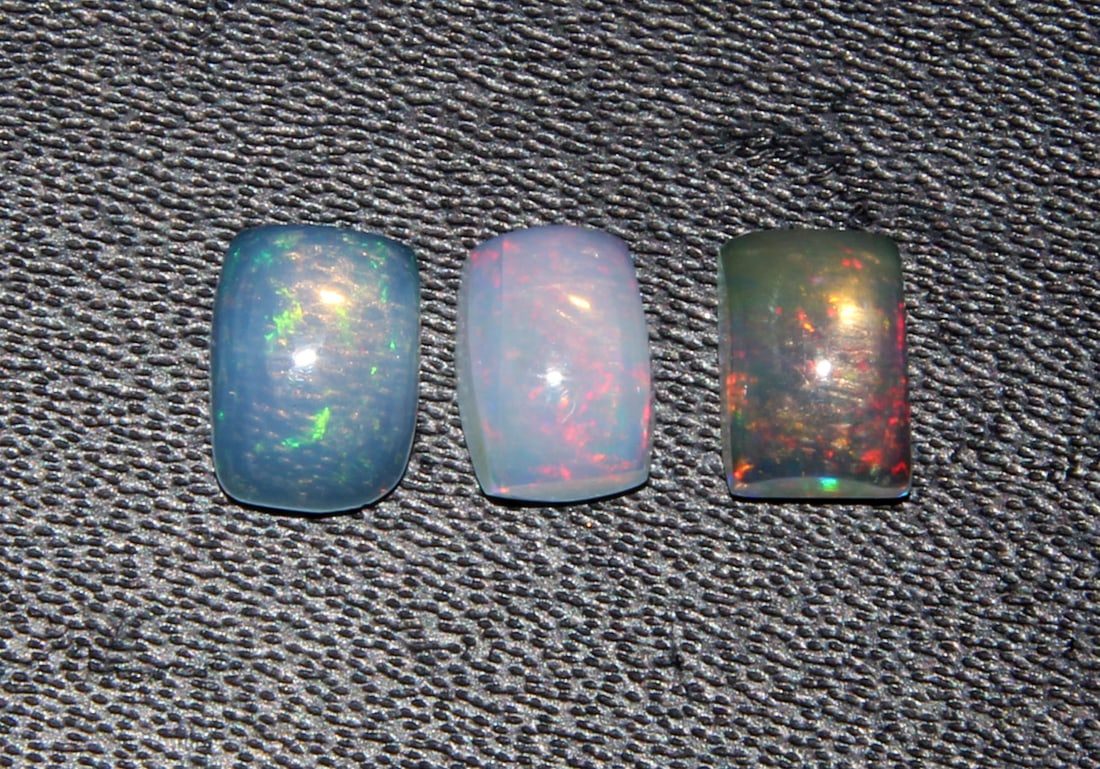 Stunning " Fire Ethiopian Opal " 1.42 Cts Natural Ethiopian Opal Lot (1 of 2)