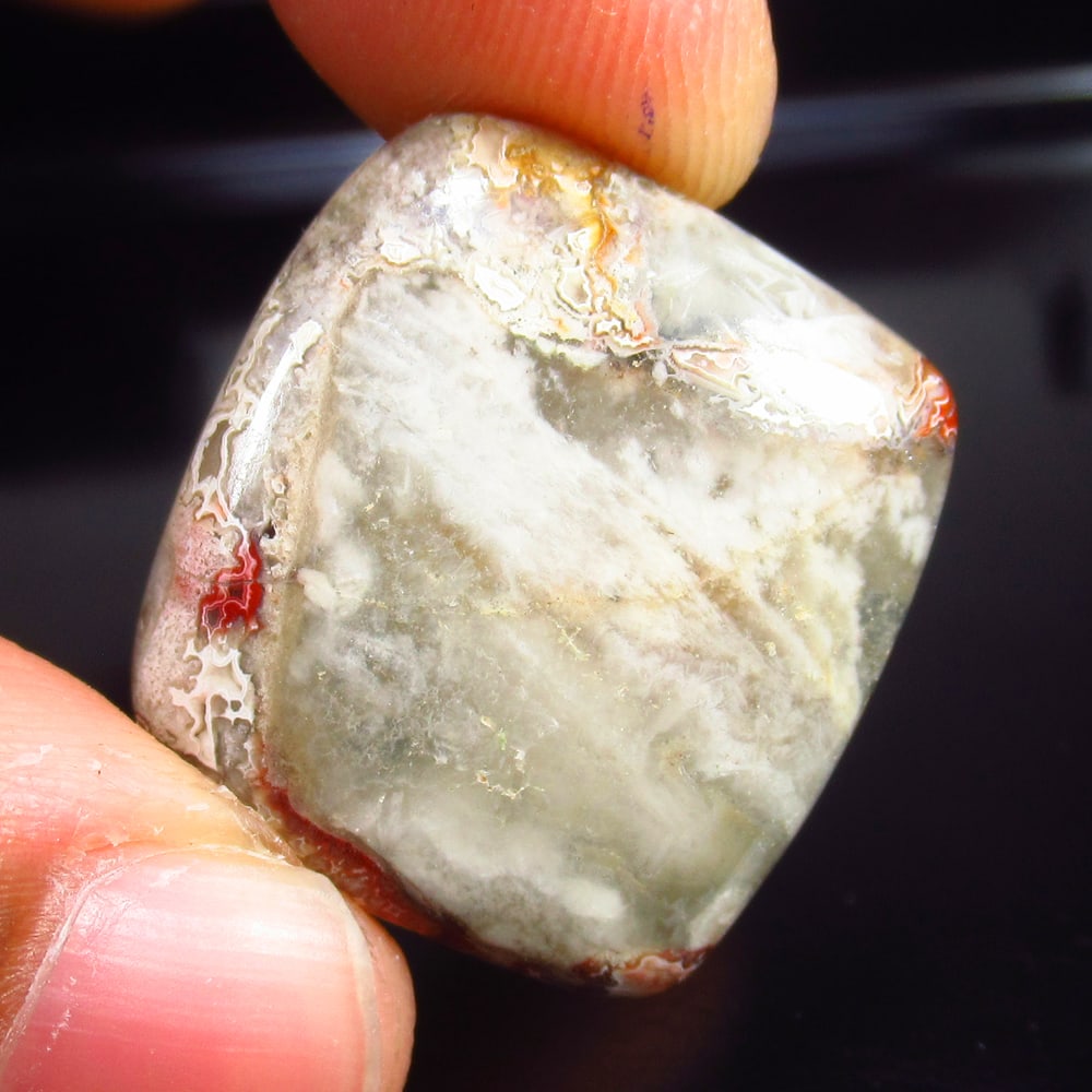 27.92 Ct - Natural Crazy Lace Agate: No Reserve! Title: 27.92 Ct - Natural Crazy Lace Agate Description: Gemstone Gemstones: Agate Carat Weights: 27.92 Size/Dimensions:28.0 x 25.0 x 5.0 mm Additional Info:Pieces : 1 No's / Shape : Cushio