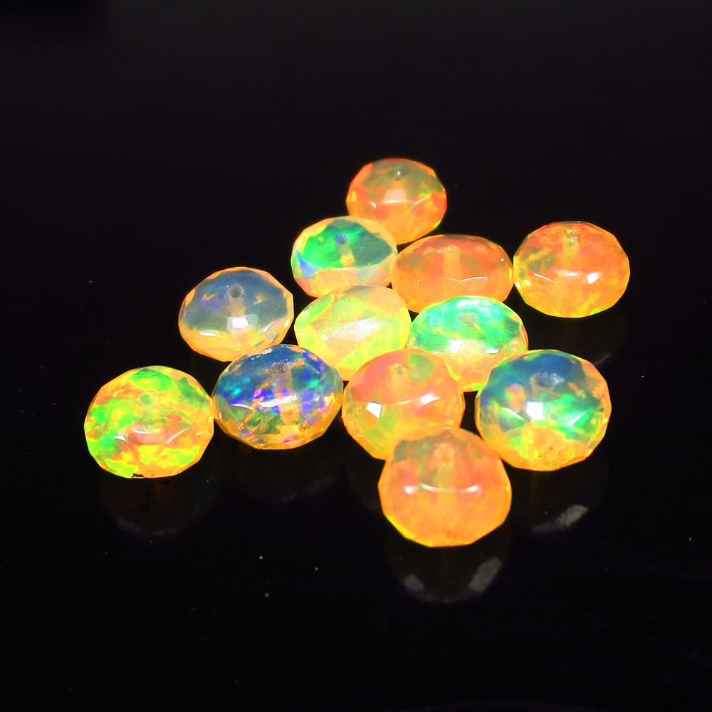 5.67 Ct - Natural Multicolor Opal Beads (1 of 3)