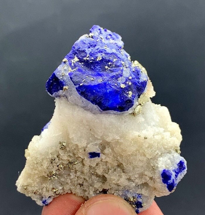 60 grams very beuatiful natural perfect ink blue Lazurite on pyrite specimen from badakhshan (1 of 7)
