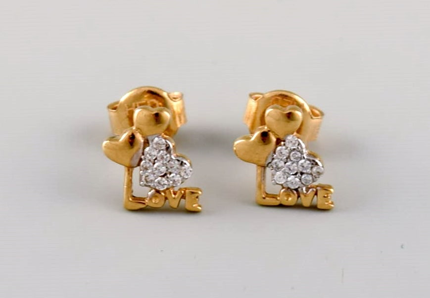 Danish jeweler. A pair of ear studs in 14 carat gold adorned with bright diamonds. Late 20th (1 of 4)