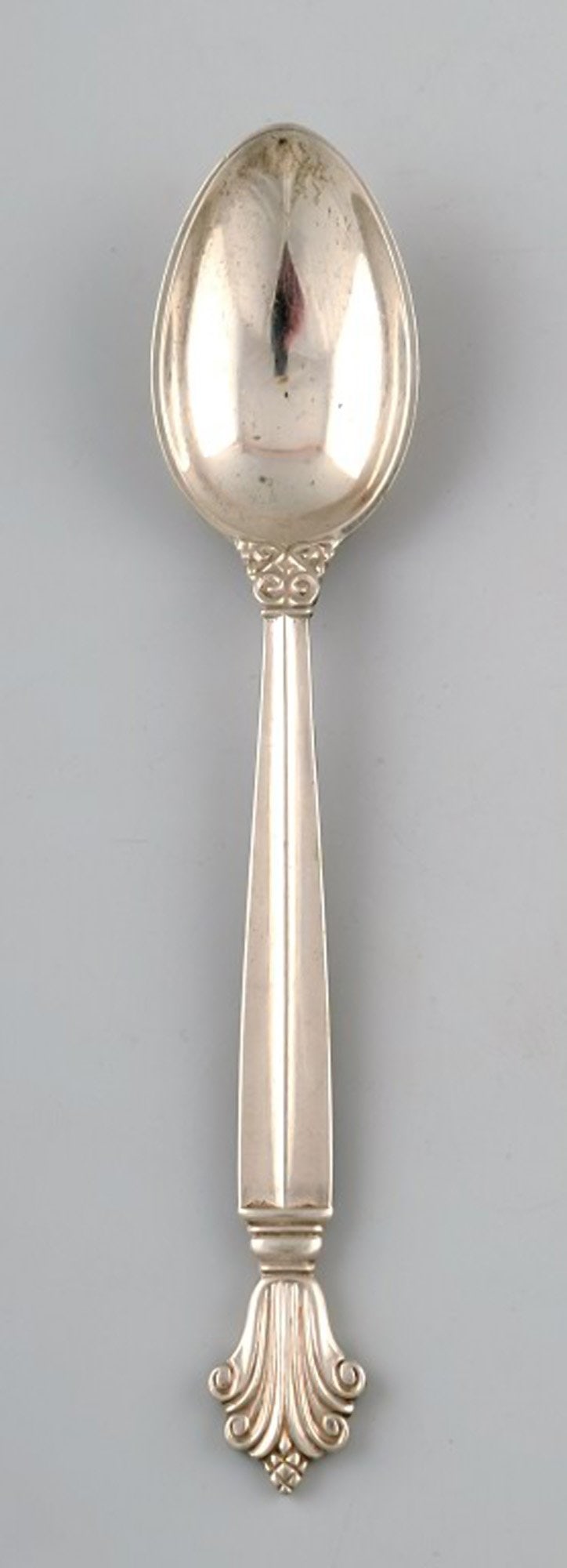 Georg Jensen Sterling Silver Acanthus teaspoon.: Title: Georg Jensen Sterling Silver Acanthus teaspoon. Description: Georg Jensen Sterling Silver Acanthus teaspoon. Measures 13 cm. Stamped. In excellent condition. Reserve: $35.00 Shipping: Domestic: