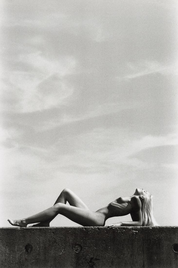 PASCAL BAETENS - Female Figure (1 of 1)