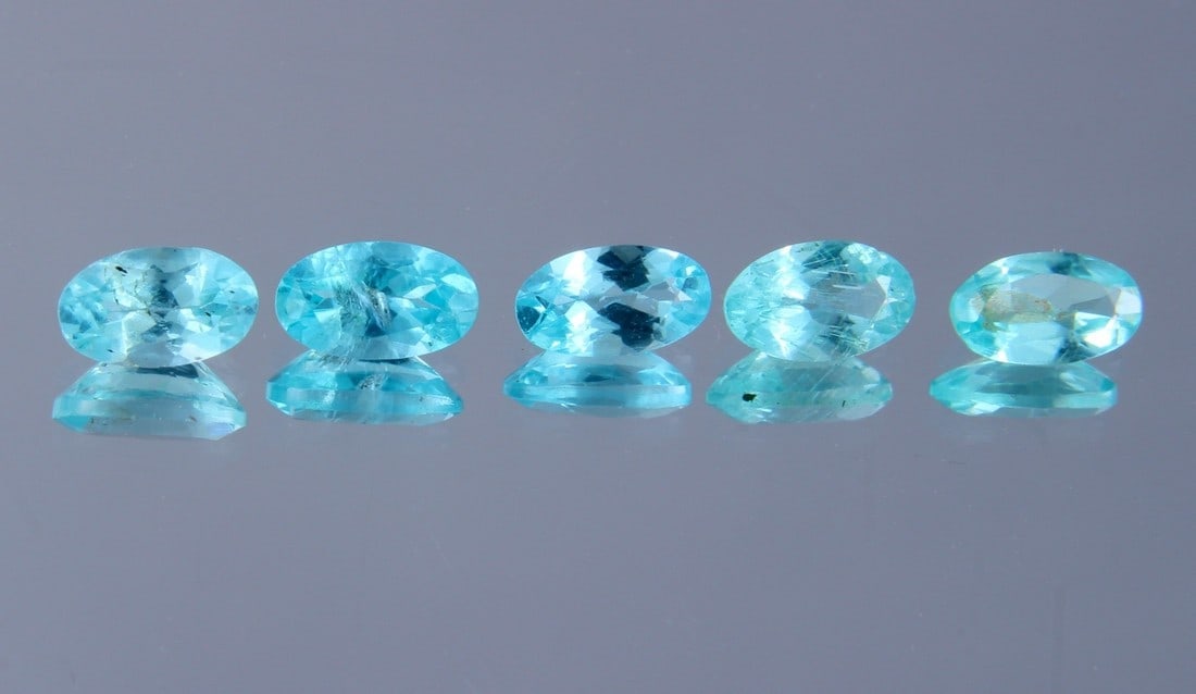 Stunning " Natural Blue Apatite " 1.17 Cts Natural Blue Apatite Set (1 of 5)