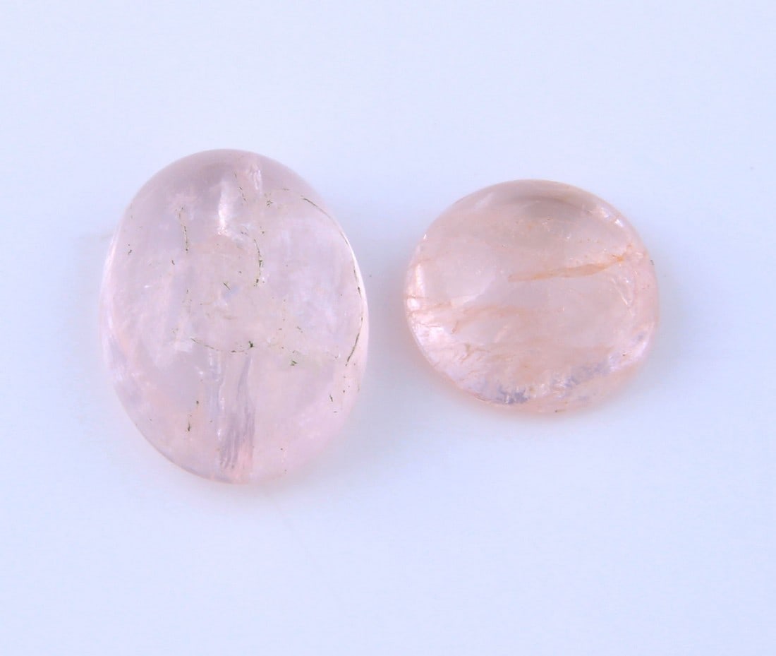 Beautiful " Natural Morganite " 3.12 cts Natural Morganite Lot: No Reserve! Gemstone : Natural Morganite Shape and Cut : Oval, Round Cabochon Weight : 3.12 carats Measurements : 9.31x7.06x4.13 mm, 6.72-6.54x3.24 mm Color : Peach Number of Stone : 2 Transparency :