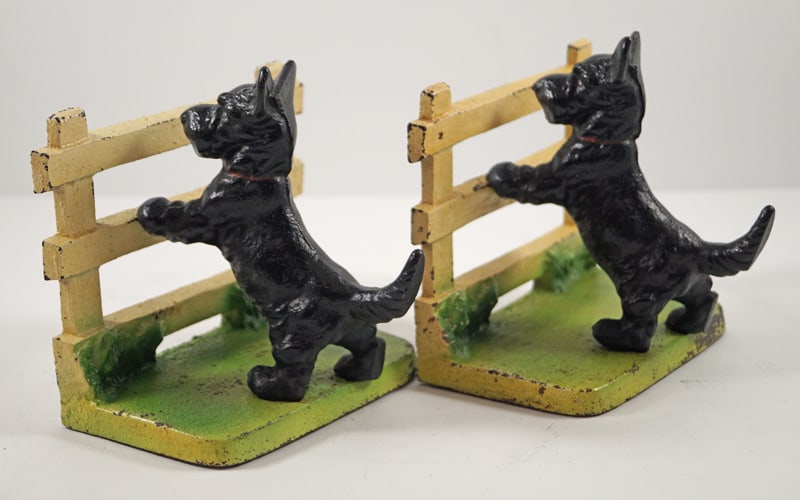 Scottie Dog by Fence Cast Iron Hubley Bookends (1 of 5)