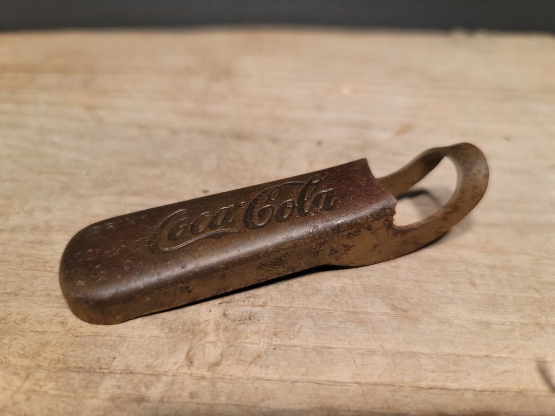 Metal Coca Cola Bottle Opener (1 of 12)