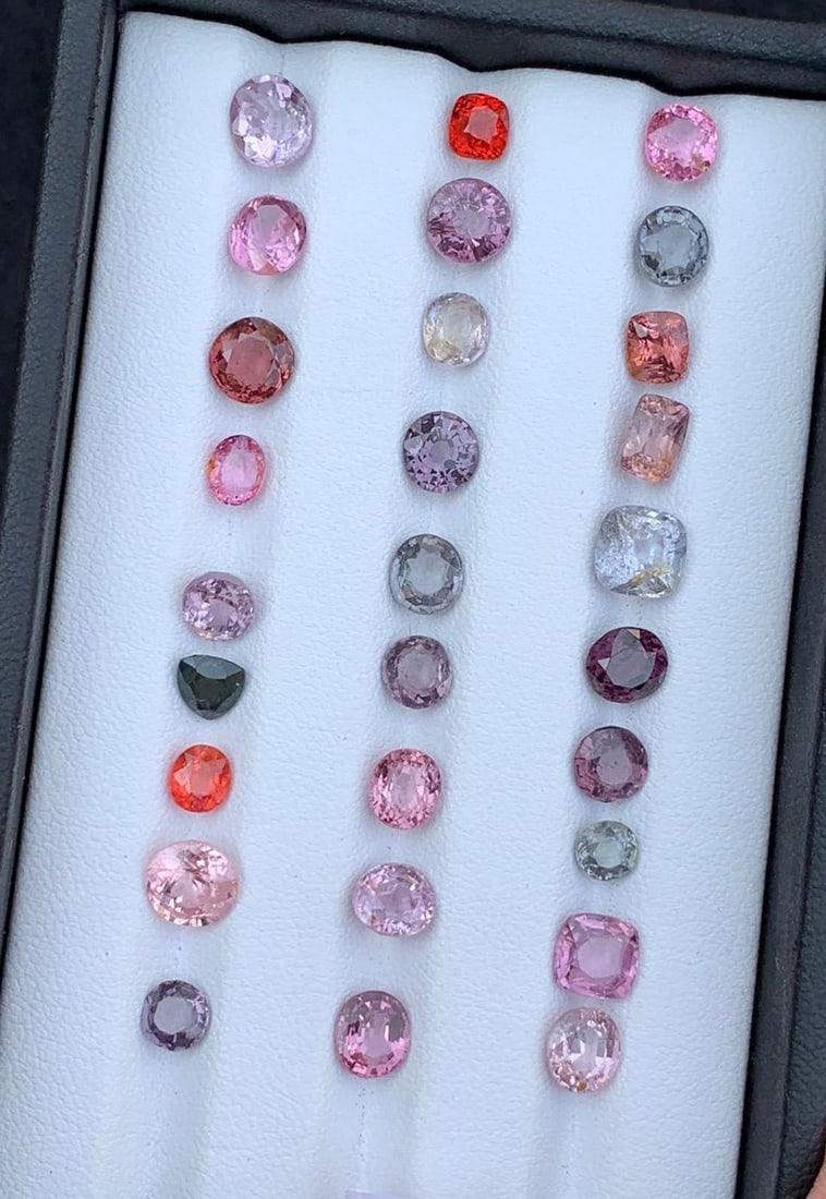30 Carats Natural Mix Spinel Lot Loose Gemstones (1 of 8)
