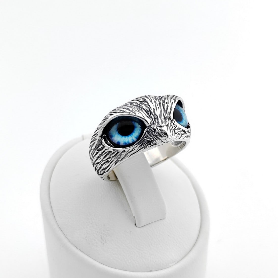 925 Silver Owl Ladies Ring: 925 Silver Owl Ladies Ring -Total Weight:8.5g -Size:Adjustable With Gift Box Express Shipping.Carrier:DHL Express Combine Shipping Prices: 2 lots 30$ 3 lots 35$ 4 lots 40$ 5 lots 50$ 6 lots 60$ 7 lots