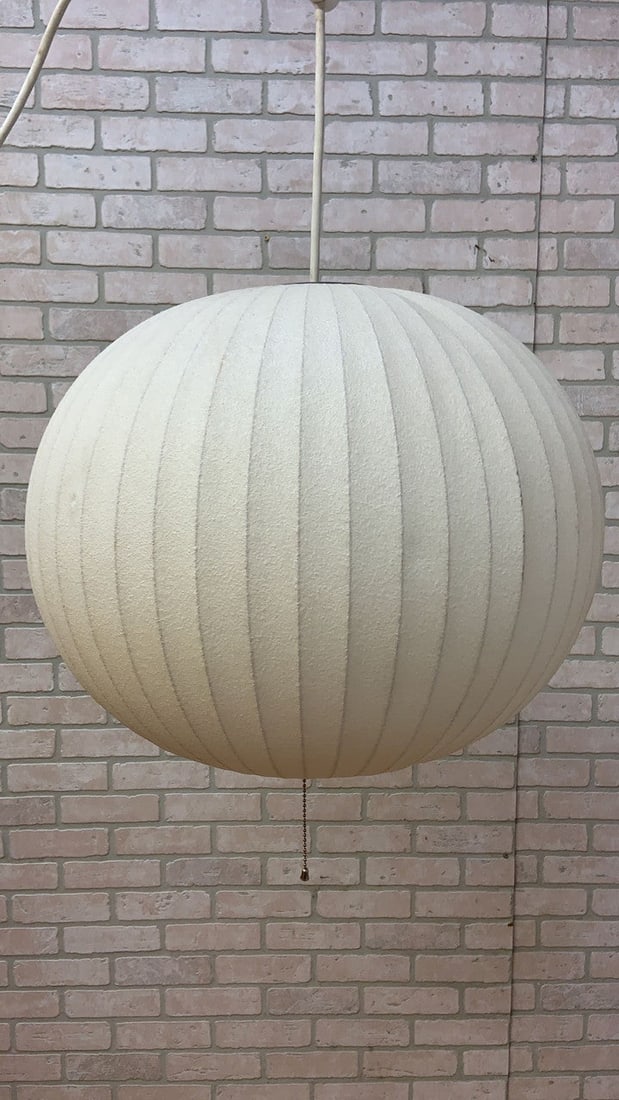 Vintage Mid Century Modern George Nelson Ball Pendant Bubble Lamp: Vintage Mid Century Modern George Nelson Ball Pendant Bubble Lamp This mid century modern George Nelson Bubble Lamp will add a touch of softness and luminosity to you interior. Circa 1970 Dimentions:
