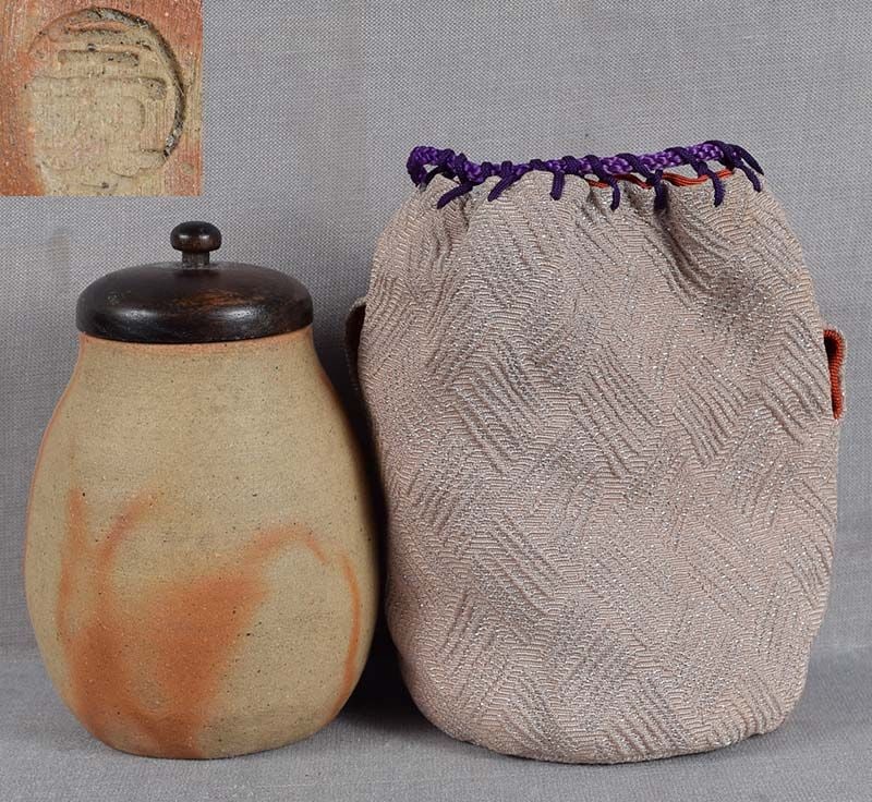 1910s tea ceremony BIZEN CHAIRE marked: Late Meiji - early Taisho (1910s) Japanese pottery Bizen ware chaire (tea caddy for storing powdered green tea used in tea ceremony). Wonderful potting, buff color clay with beautiful orange streaks,