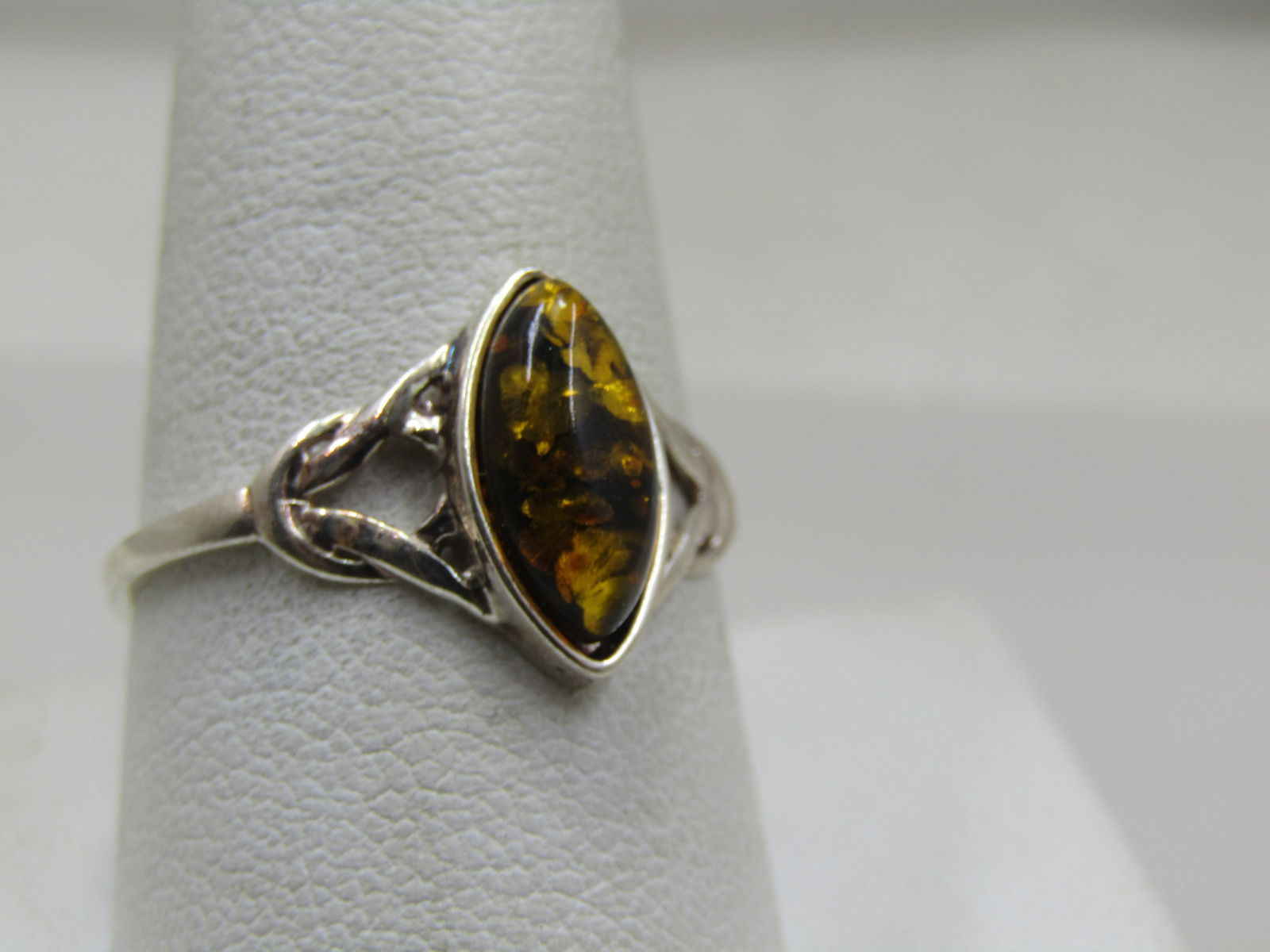 Vintage Sterling Amber Ring, Celtic, Sz. 10.25 (1 of 8)