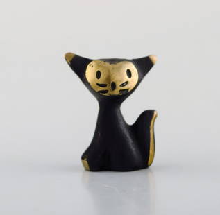 Walter Bosse, Austrian artist and designer (b. 1904, 1974) for Herta Baller. "Black gold line" cat: Walter Bosse, Austrian artist and designer (b. 1904, 1974) for Herta Baller. "Black gold line" cat in bronze. 1950's. Walter Bosse was affiliated with Wiener Werkstätte with Josef Hoffmann as his men