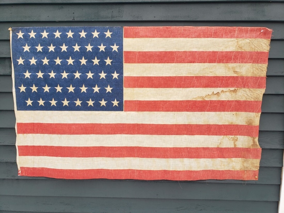 Rare 48 star flag Star Flag staggered pattern American rare size (1 of 3)