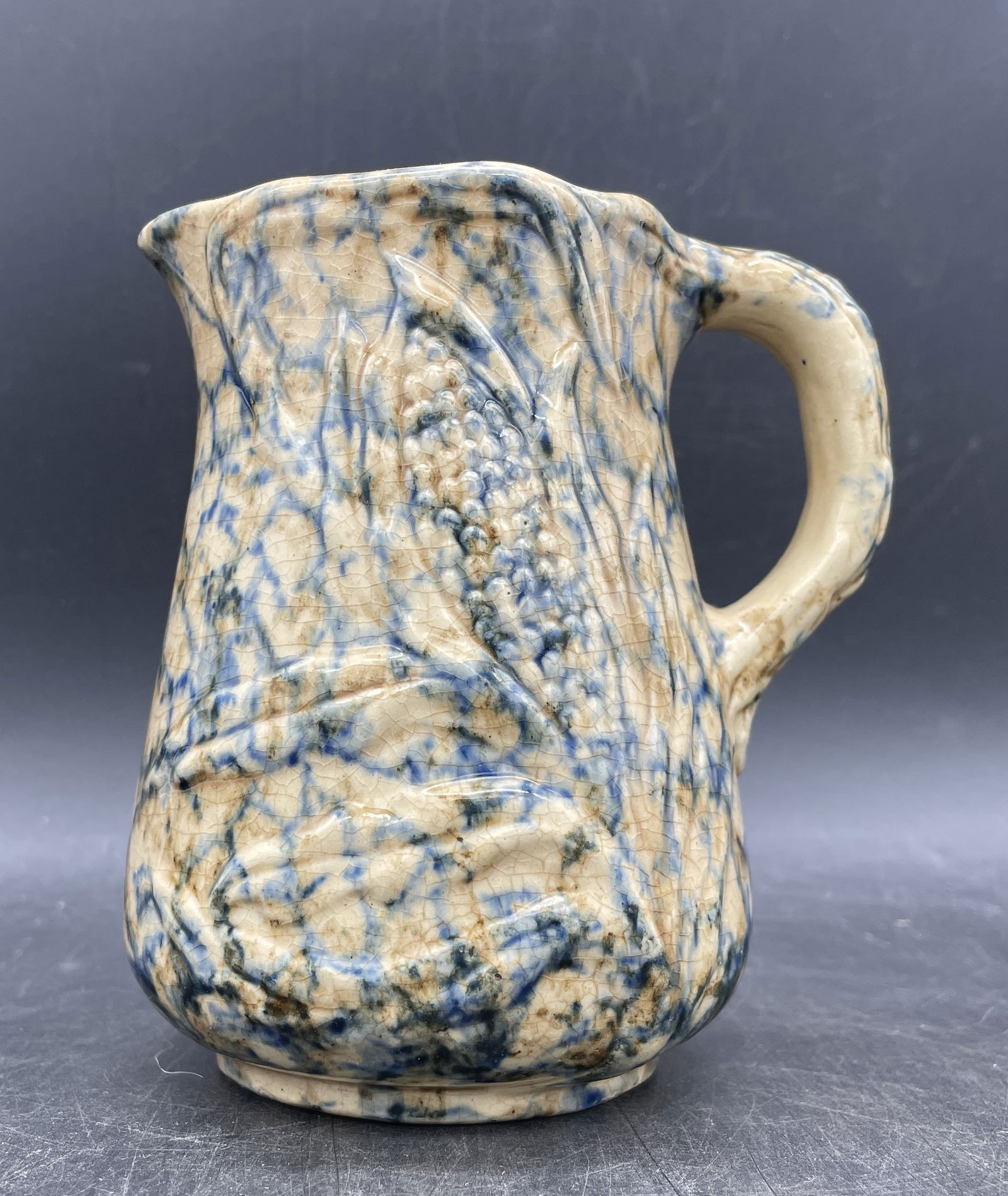 ANTIQUE SPONGEWARE MILK PITCHER EAR OF CORN (1 of 7)