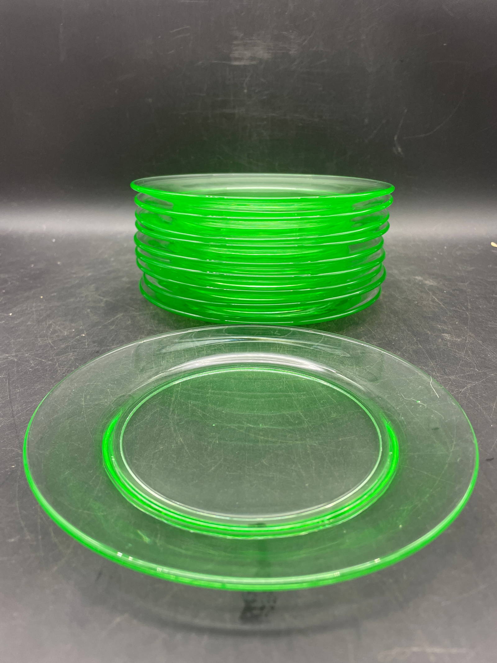 Set Of 10 Vintage Uranium Green Glass Dessert Plates Auction