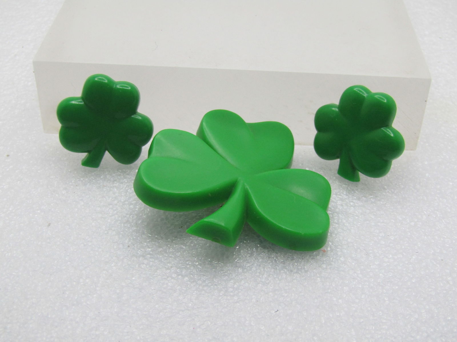 Vintage Green  Shamrock Brooch & Earrings, Irish, St. Patrick's Day, 1960's-1970's (1 of 4)