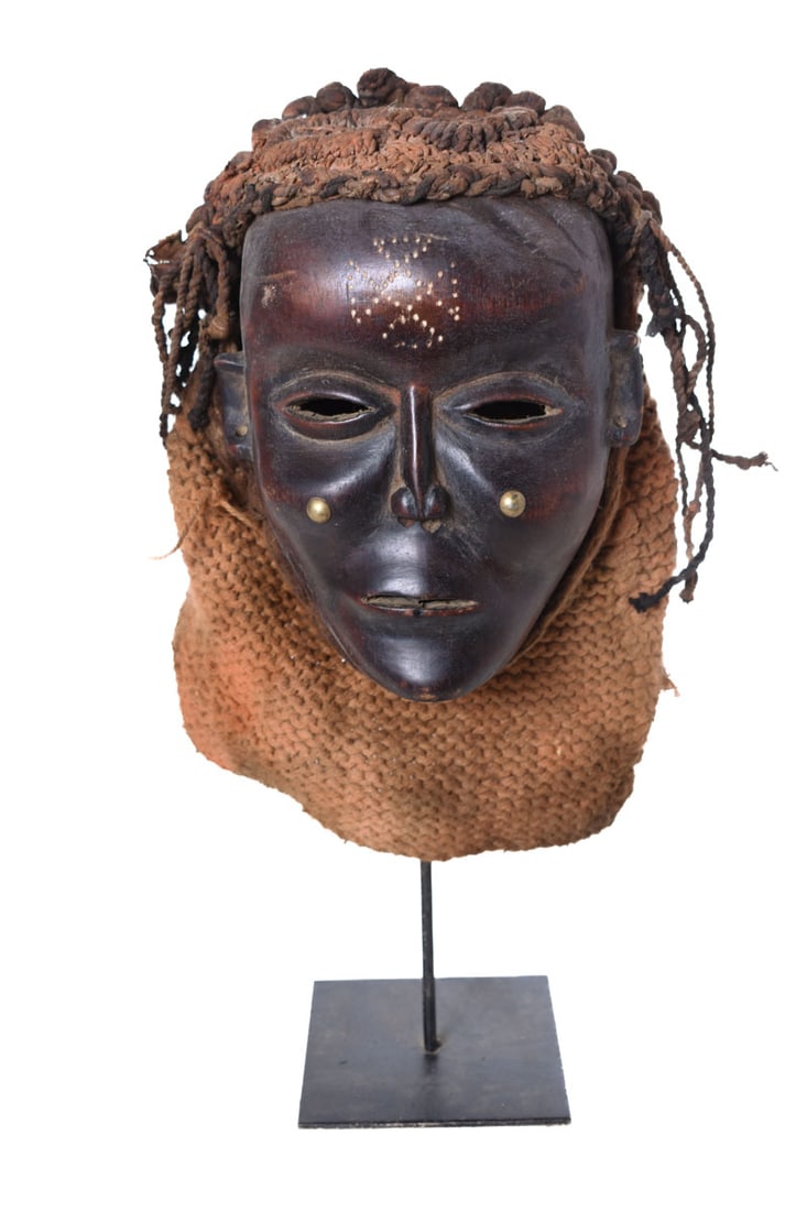 Mask - Wood, Rope - Lwena - Angola: Beautifull aged Lwena mask from DR Angola. As with the neighboring Chokwe people, Lwena masks representing ideal young female beauty, Mwano Pwo, were danced with male counterparts, Chihongo, during in