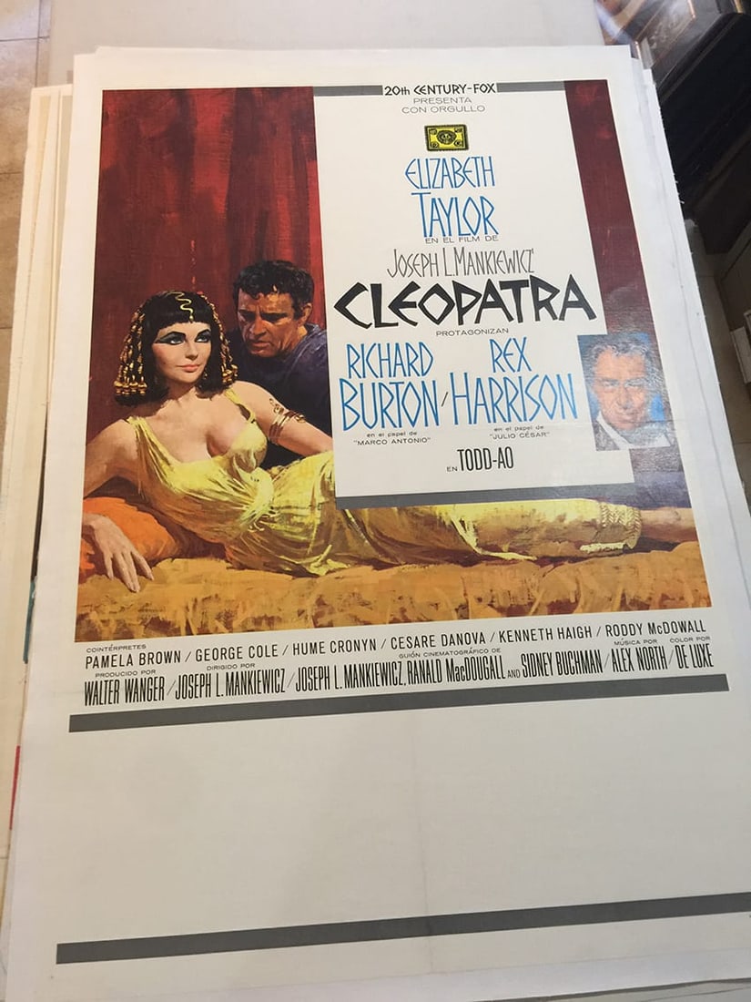 Cleopatra (1963) US One Sheet Movie Poster LB: Cleopatra (1963) US One Sheet Movie Poster LB, Please refer to the attached photos to determine the condition of this original vintage item. Note: LB means Linen Backed. Ready for you to frame! Reserv