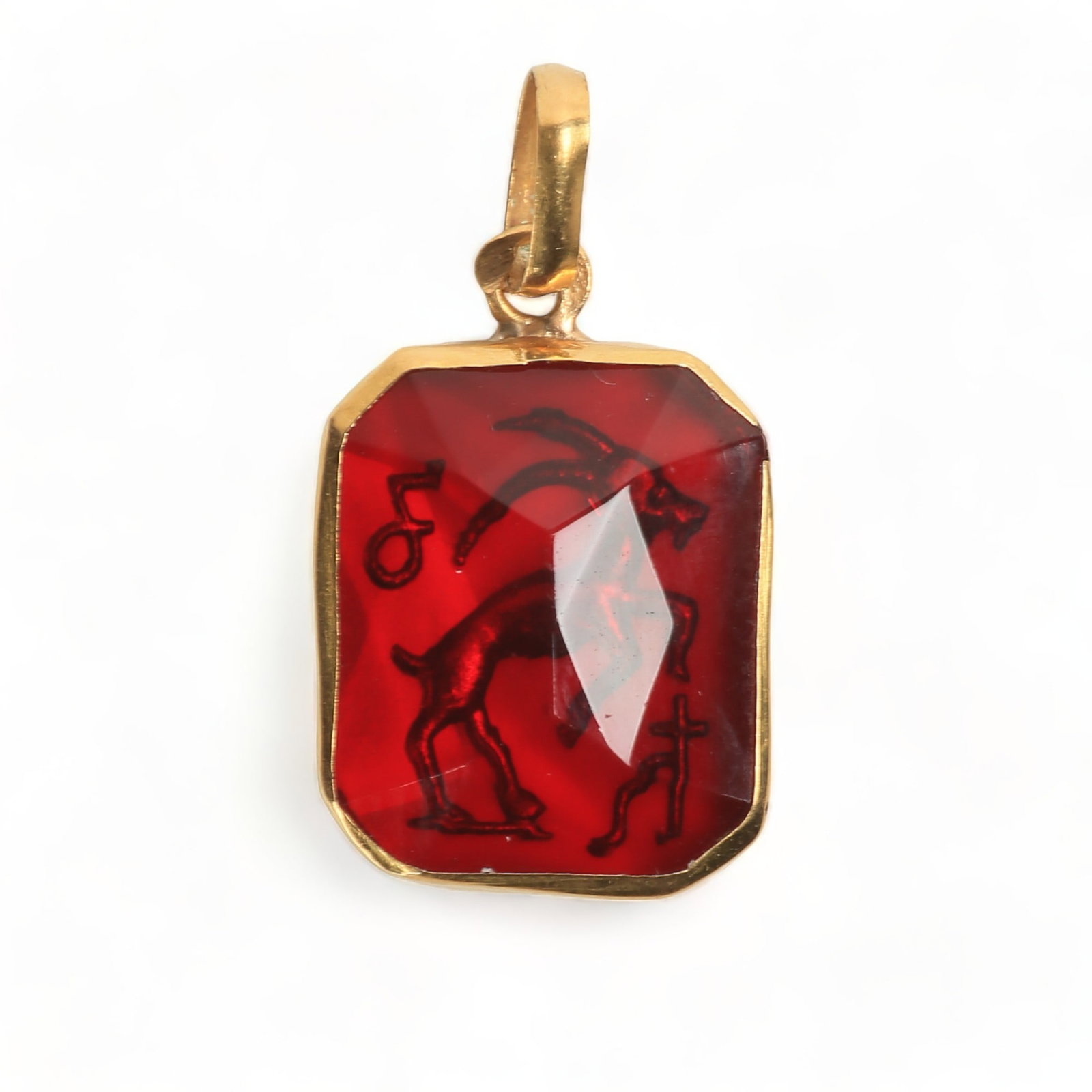 Gold Pendant with Garnet - Capricorn (800 - 19.2 Karat): Title: Gold Pendant with Garnet - Capricorn (800 - 19.2 Karat) Description: 19.2K (800) Gold pendant, with 4CT garnet, image and characters of Capricorn (zodiac sign: December 22 to January 19). TB601