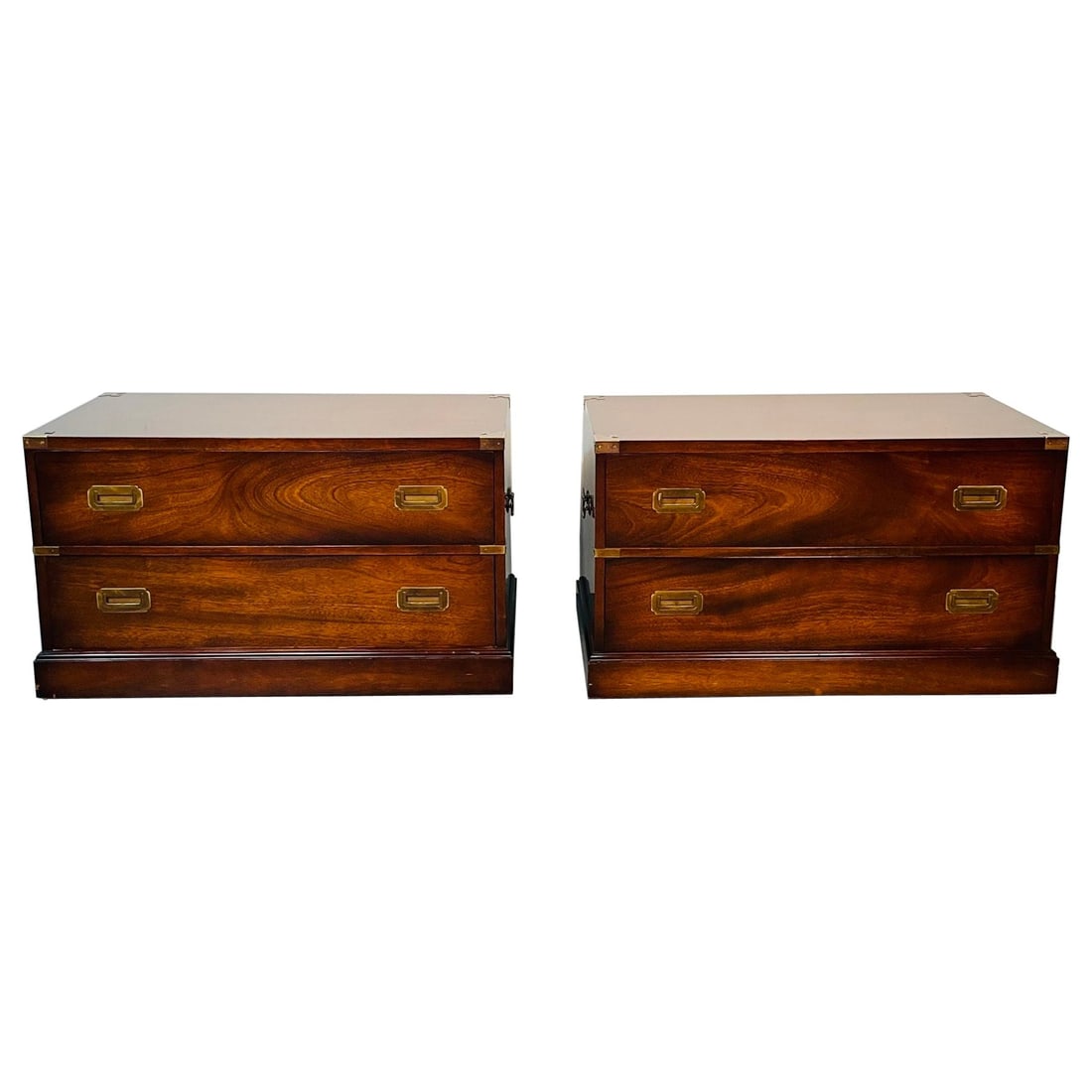 Pair Mid-Century Modern Campaign Low Chests / Nightstands, Flame Mahogany, Baker (1 of 20)