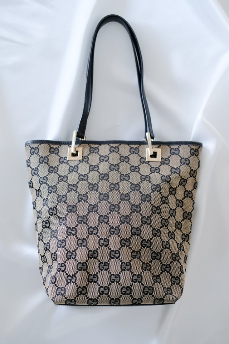 Gucci GG Canvas Bucket Bag in Navy Blue (1 of 5)