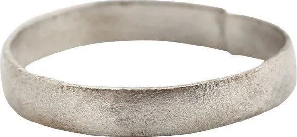 ANCIENT VIKING WOMAN'S WEDDING RING, SIZE 5 (1 of 4)