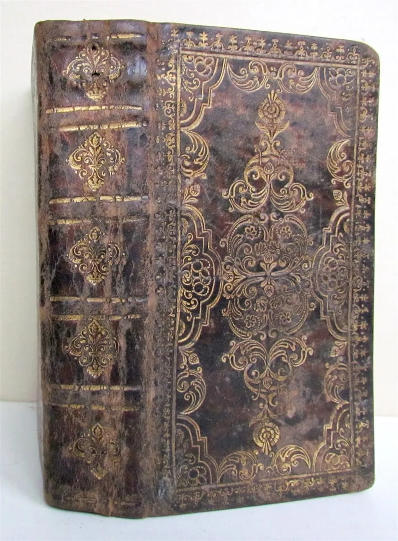 1744 LATIN PRAYER BOOK antique FINE BINDING (1 of 10)