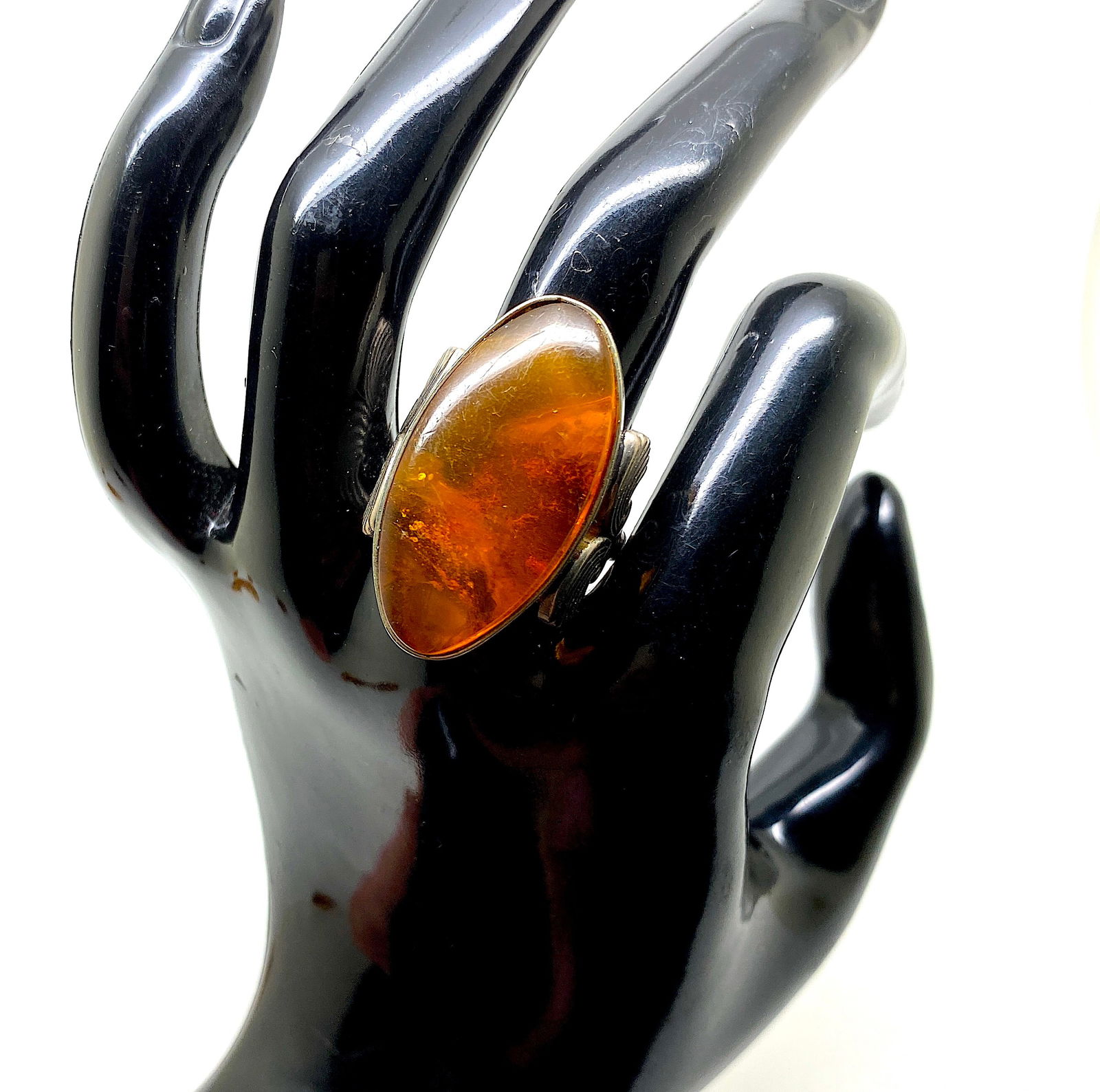 Unique and Astonishing Amber Ring (1 of 8)