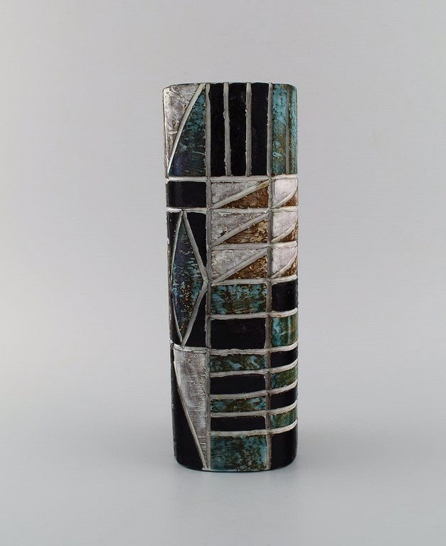 Ingrid Atterberg (1920-2008) for Upsala-Ekeby. Rare vase in glazed stoneware with hand-painted: Ingrid Atterberg (1920-2008) for Upsala-Ekeby. Rare vase in glazed stoneware with hand-painted geometric fields. 1960s. Measures: 26 x 9.5 cm. In excellent condition. Signed. Reserve: $392.00 Shipping
