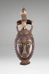 Baoule Kpan mask - Ivory Coast - African Art Tribal Art: Title: Baoule Kpan mask - Ivory Coast - African Art Tribal ArtDate/Period: N/AOrigin: Ivory CoastDimension: 20,08 InchMaterials: woodWeight: 1,76 PoundsItem type: MasksProvenance: Baule masks are