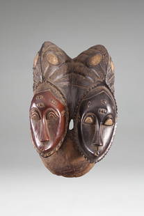 Baule double mask - Ivory Coast - African Art Tribal Art: Title: Baule double mask - Ivory Coast - African Art Tribal ArtDate/Period: Second half XX°Origin: Ivory CoastDimension: 11,02 InchMaterials: woodWeight: 4,41 PoundsItem type: MasksProvenance: