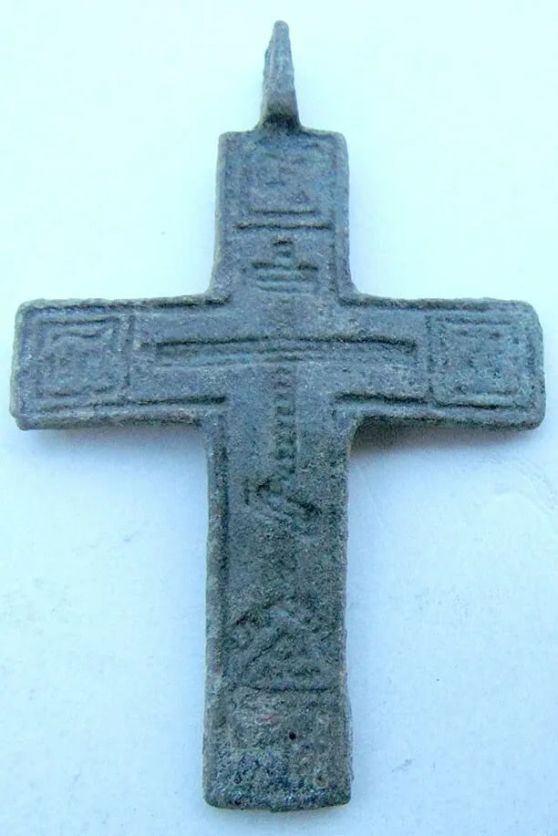 RUSSIAN 18th CENTURY ANTIQUE BRASS NECK CROSS icon (1 of 2)