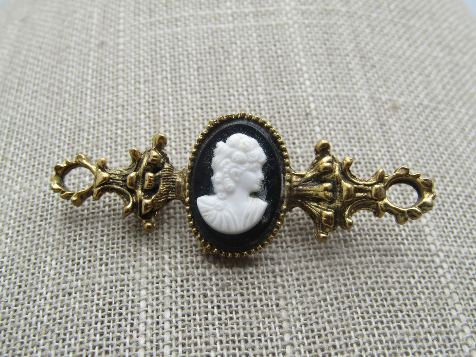 Vintage Cameo Bar Brooch, 1960's-1970's,  1-1/8" (1 of 4)