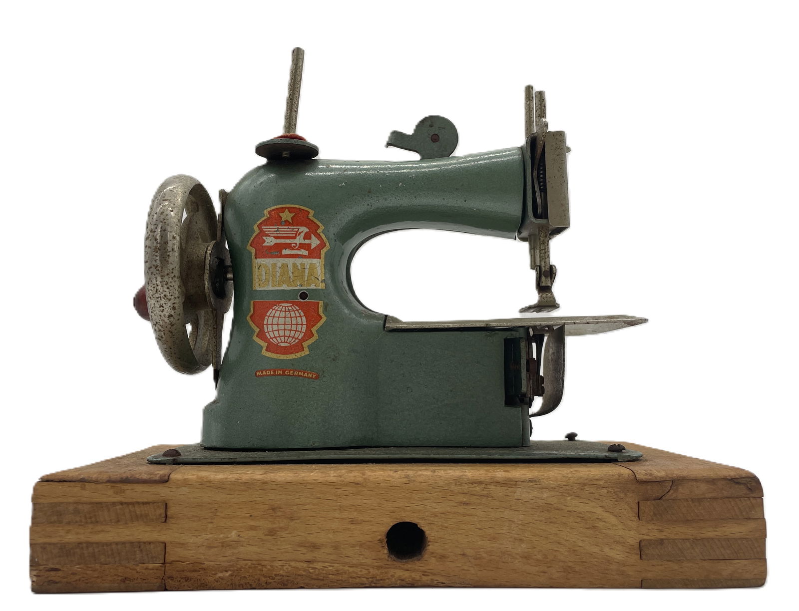 RARE DIANA MINATURE TOY HAND CRANK SEWING MACHINE GERMANY 1950'S (1 of 8)