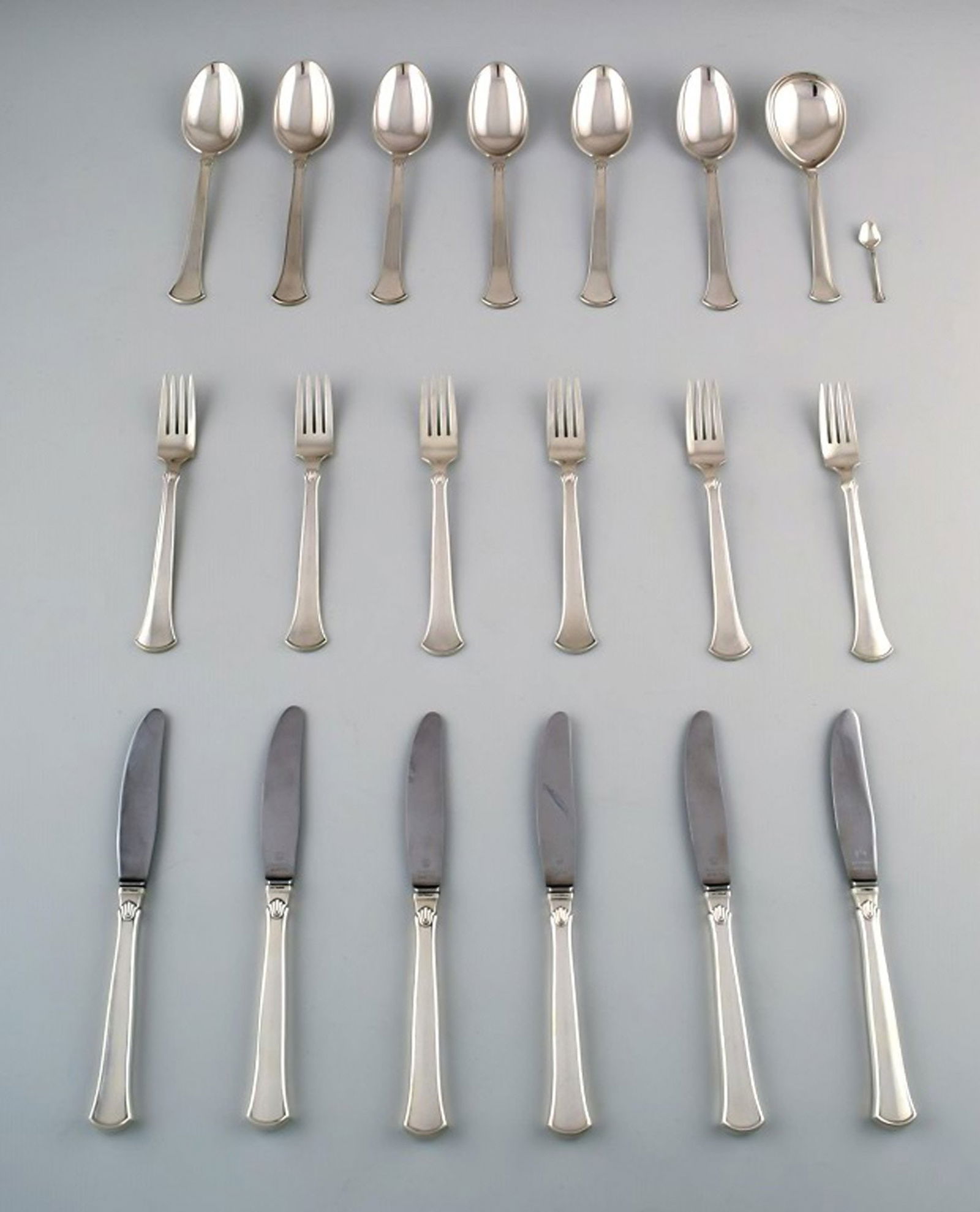 Hans Hansen silverware number 5 in sterling silver. Complete silver dinner service for six people. (1 of 6)