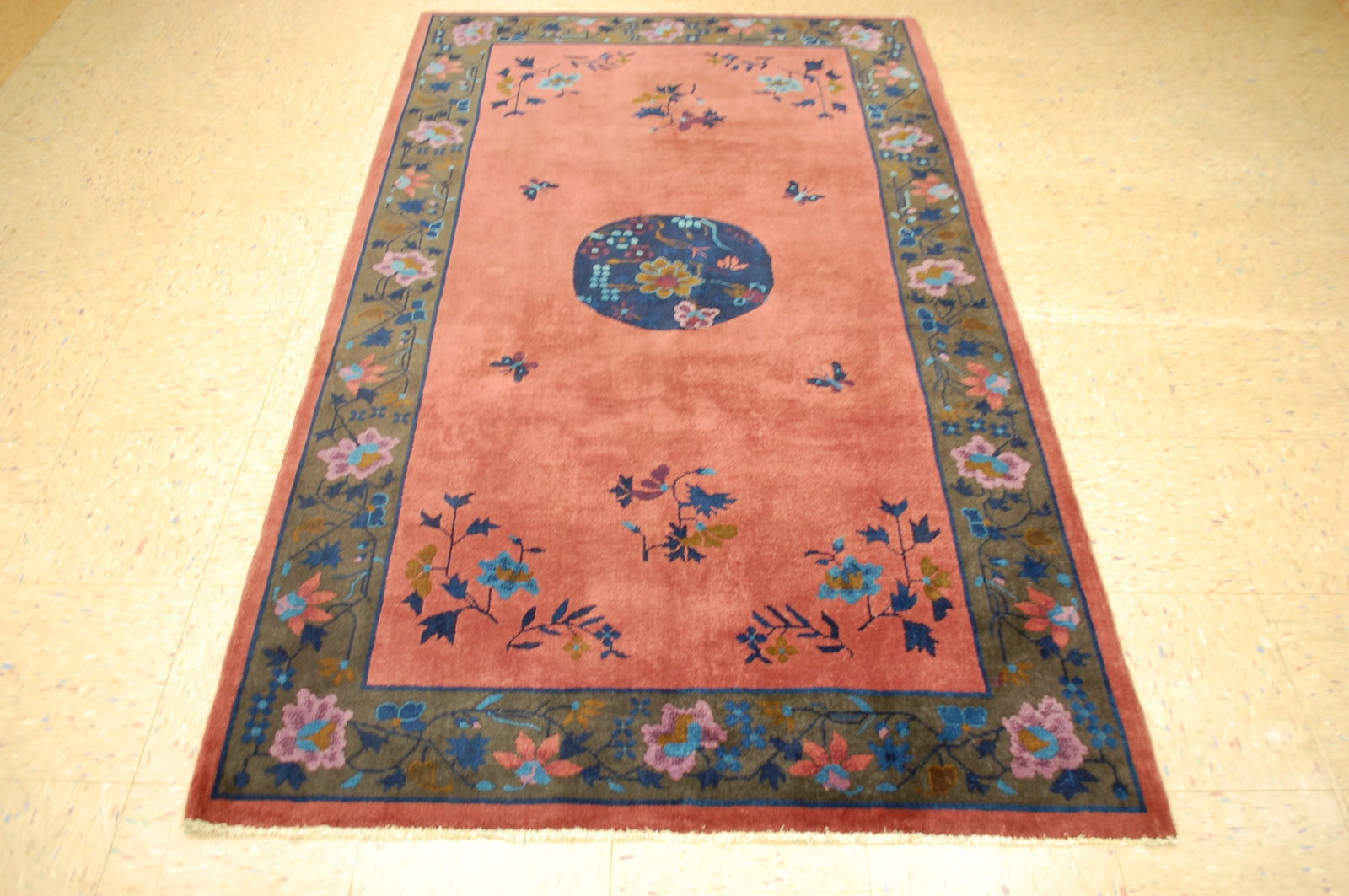 CHINESE NICHOLS RUG 4'1"x 6'11" (1 of 12)