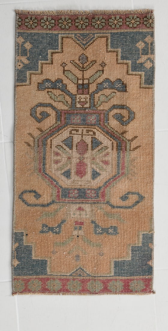 1' x 3' Vintage Turkish Doormat Rug - 19221: Title: 1' x 3' Vintage Turkish Doormat Rug - 19221 Description: Vintage Turkish Doormat Rug Handmade, handwoven with traditional technique. Low pile, soft rug. Rug Condition: Fully cleaned and ready t