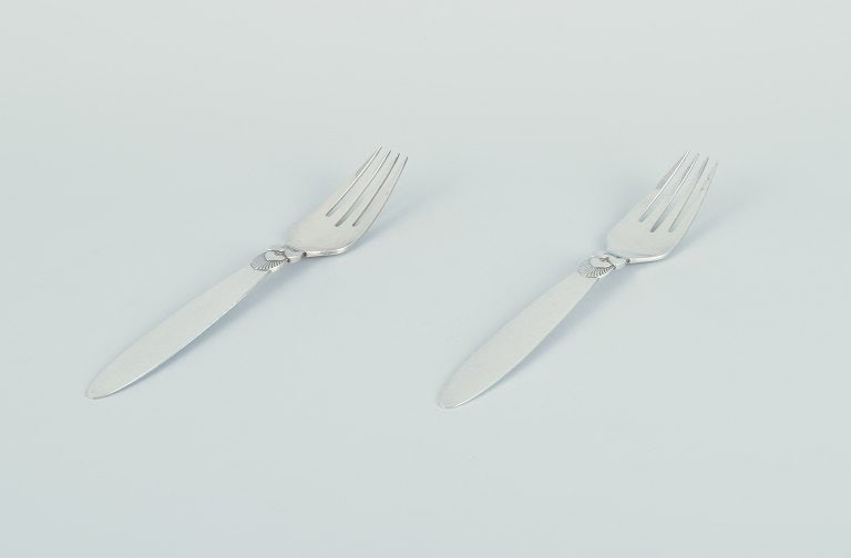 Georg Jensen Cactus. Two dinner forks in sterling silver. (1 of 6)