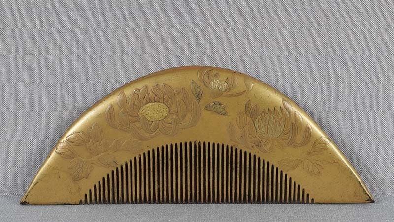19c Japanese lacquer KUSHI hair COMB chrysanthemums (1 of 6)