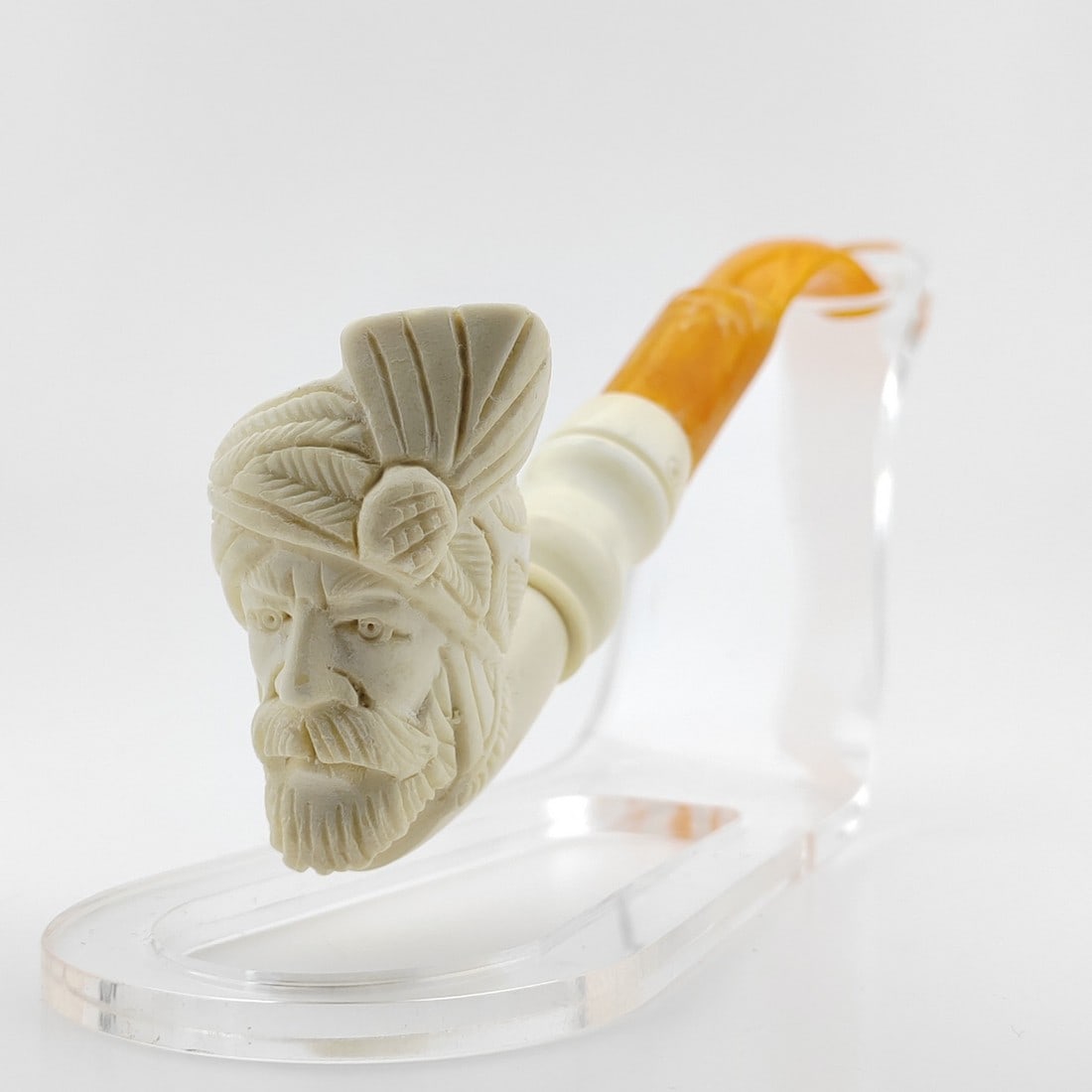 Sultan (King),Hand carved Meerschaum Pipe: Title: Sultan (King),Hand carved Meerschaum Pipe Materials: Meerschaum Dimension: 6.29 inch(16cm) Additional Information: Sultan (King),Hand carved Meerschaum Pipe. Made in Turkey,Eskisehir by Meersch
