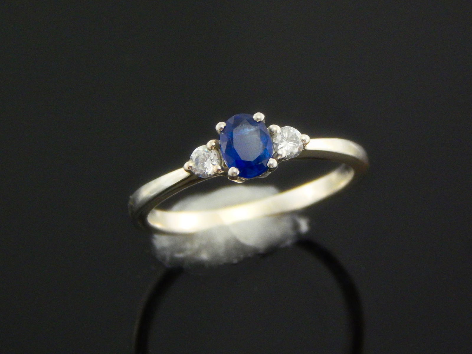 Natural Blue Kyanite Oval Cut Ring with Diamonds in 925 Silver (1 of 6)