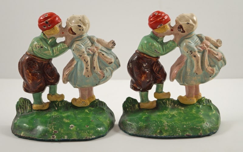 Dutch Girl & Boy Kissing Cast Iron Hubley Bookends (1 of 7)