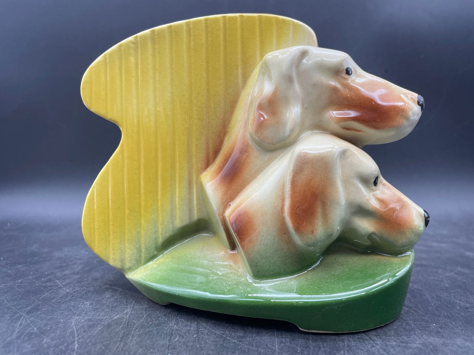 MCM Modern Sporting Dog Planter by American Bisque: Title: MCM Modern Sporting Dog Planter by American Bisque Date/Period: Dimension: Approx 5 x 6 x 3 Material: ceramic Additional Information: MCM Modern Sporting Dog Planter by American Bisque Shipping